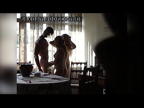 ❤️ دوستان سکس یک مرد غول پیکر و سه نفری را با او دعوت می کنند ❤️ لعنتی در fa.pornpk.ru ❌